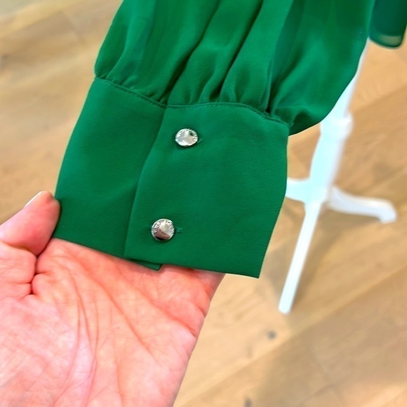 Vince Camuto green tunic Top - Picture 5 of 11